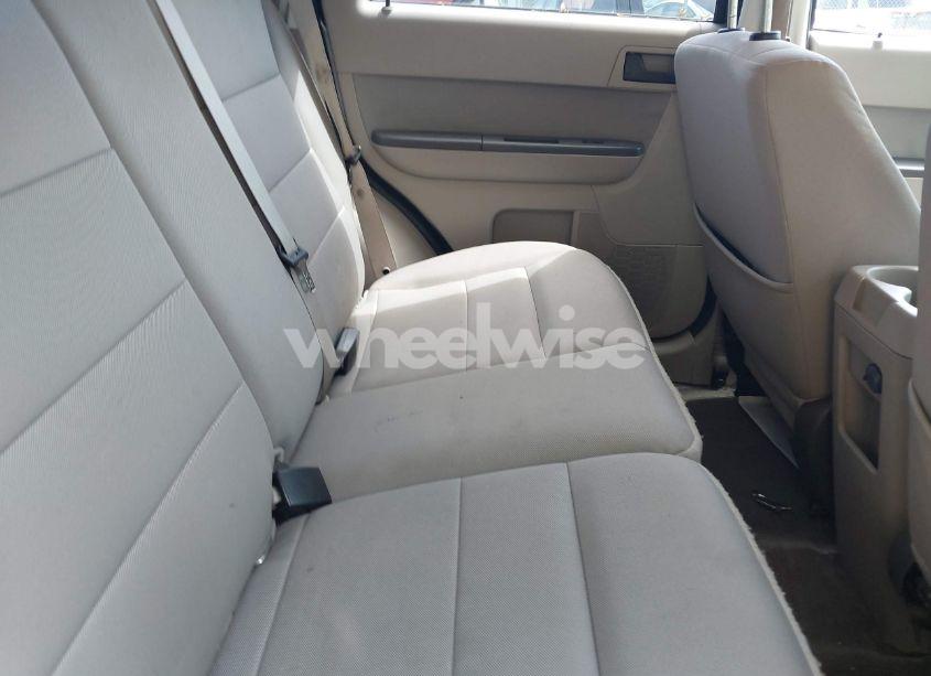 Photo 8 of 2012 Ford Escape XLT (VIN 1FMCU9DG2CKB21453)