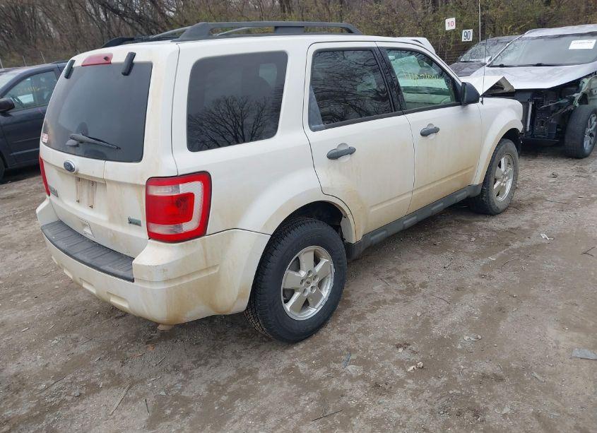 Photo 4 of 2012 Ford Escape XLT (VIN 1FMCU9DG2CKB31237)