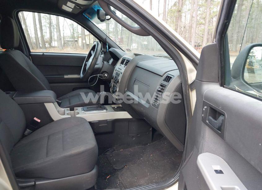 Photo 5 of 2012 Ford Escape XLT (VIN 1FMCU9DG2CKB99005)