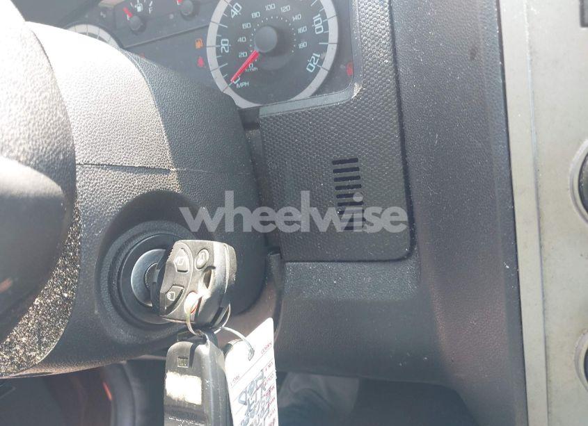 Photo 11 of 2012 Ford Escape XLT (VIN 1FMCU9DG2CKC22752)