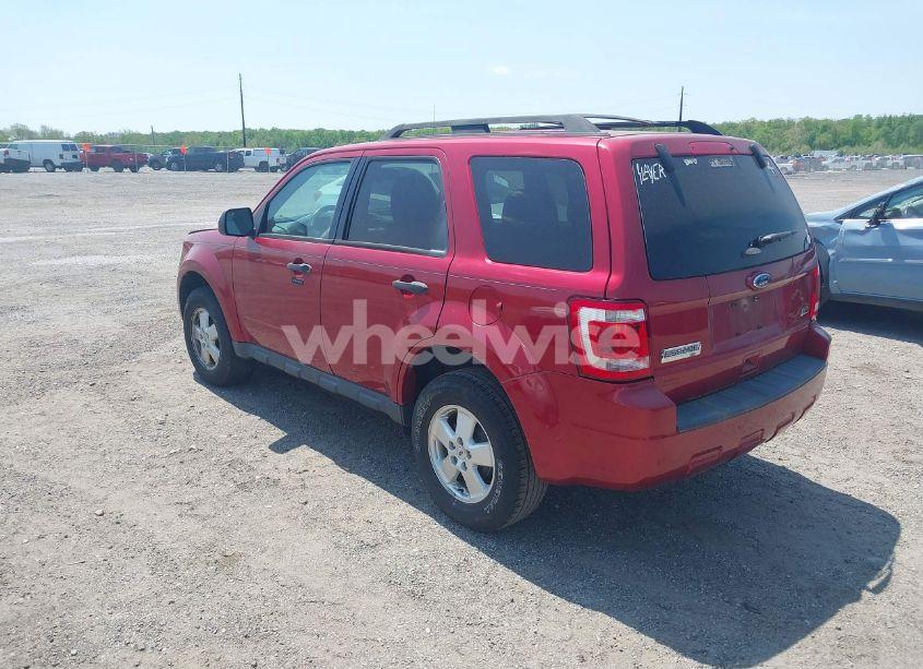 Photo 3 of 2012 Ford Escape XLT (VIN 1FMCU9DG2CKC22752)