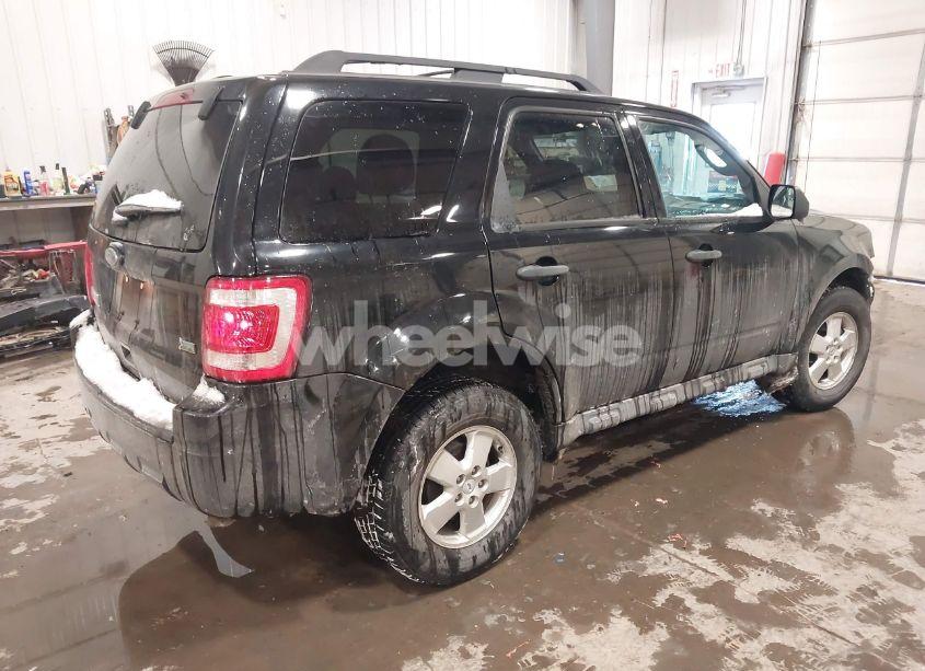 Photo 4 of 2012 Ford Escape XLT (VIN 1FMCU9DG2CKC82384)