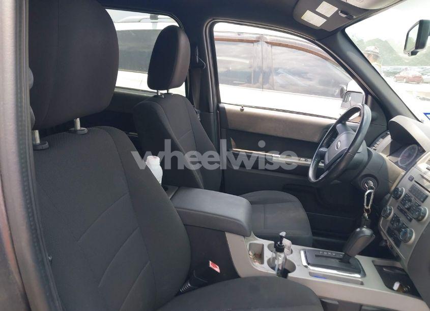 Photo 5 of 2010 Ford Escape XLT (VIN 1FMCU9DG3AKA55265)