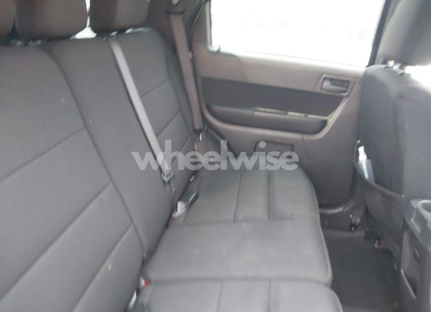 Photo 8 of 2010 Ford Escape XLT (VIN 1FMCU9DG3AKA55265)