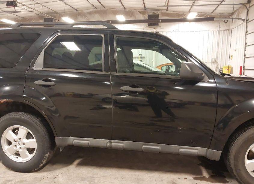 Photo 14 of 2010 Ford Escape XLT (VIN 1FMCU9DG3AKA96110)