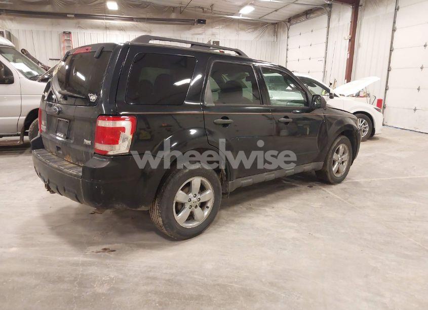 Photo 4 of 2010 Ford Escape XLT (VIN 1FMCU9DG3AKD10576)