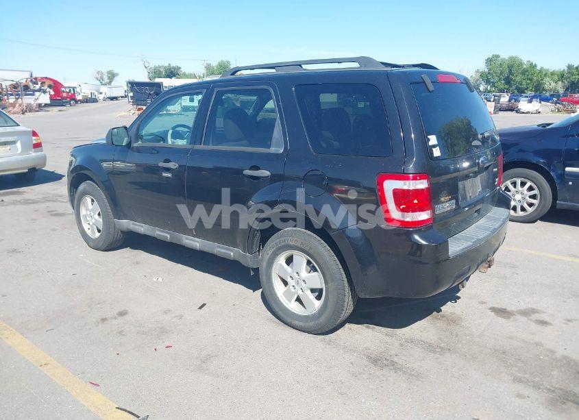 Photo 3 of 2011 Ford Escape XLT (VIN 1FMCU9DG3BKC01794)