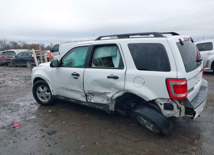 Photo 14 of 2011 Ford Escape XLT (VIN 1FMCU9DG3BKC53944)