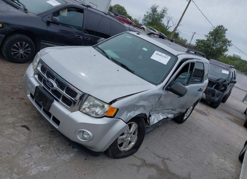 Photo 2 of 2012 Ford Escape XLT (VIN 1FMCU9DG3CKA74739)