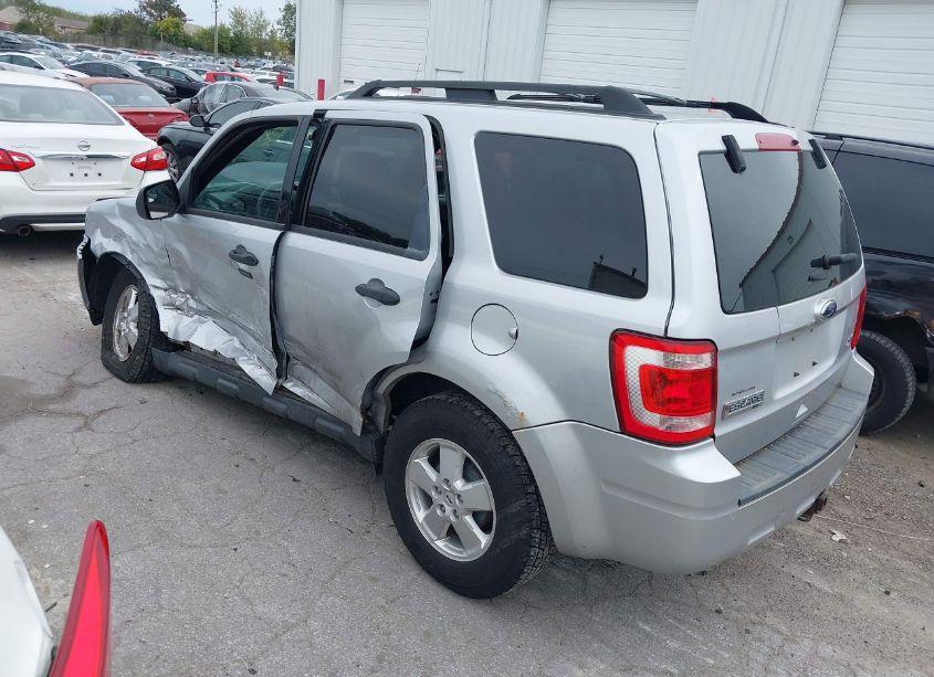 Photo 3 of 2012 Ford Escape XLT (VIN 1FMCU9DG3CKA74739)