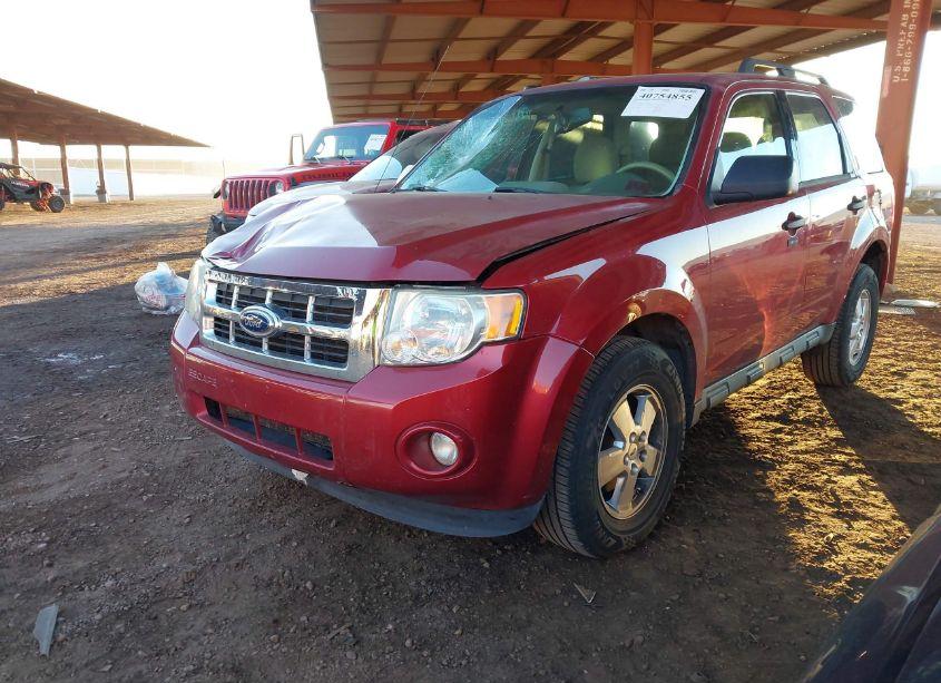 Photo 2 of 2012 Ford Escape XLT (VIN 1FMCU9DG3CKB18805)