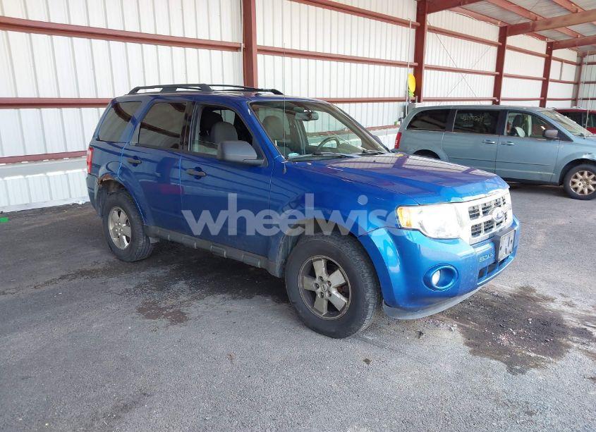 2012 Ford Escape XLT (VIN 1FMCU9DG3CKB69110) main photo