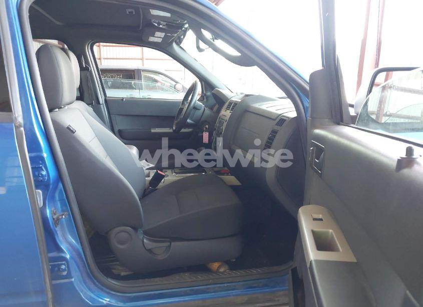 Photo 5 of 2012 Ford Escape XLT (VIN 1FMCU9DG3CKB69110)