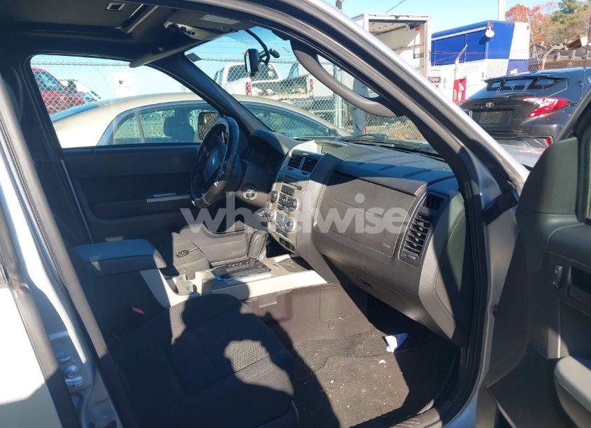 Photo 5 of 2010 Ford Escape XLT (VIN 1FMCU9DG4AKC07120)