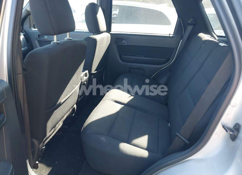 Photo 8 of 2010 Ford Escape XLT (VIN 1FMCU9DG4AKC07120)