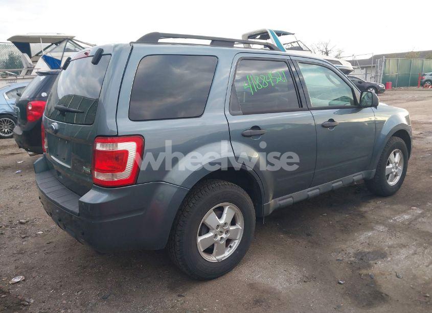 Photo 4 of 2010 Ford Escape XLT (VIN 1FMCU9DG4AKC74302)