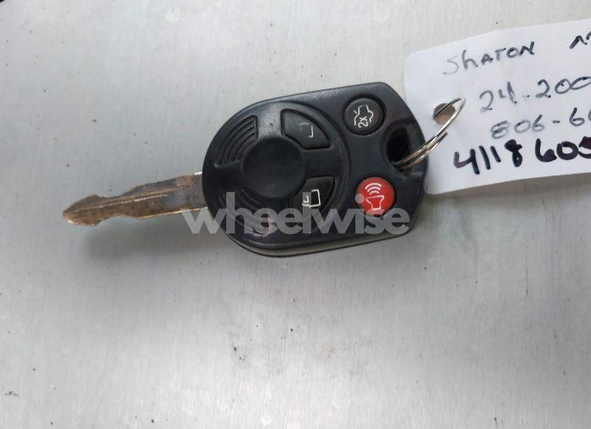 Photo 11 of 2010 Ford Escape XLT (VIN 1FMCU9DG4AKD00672)