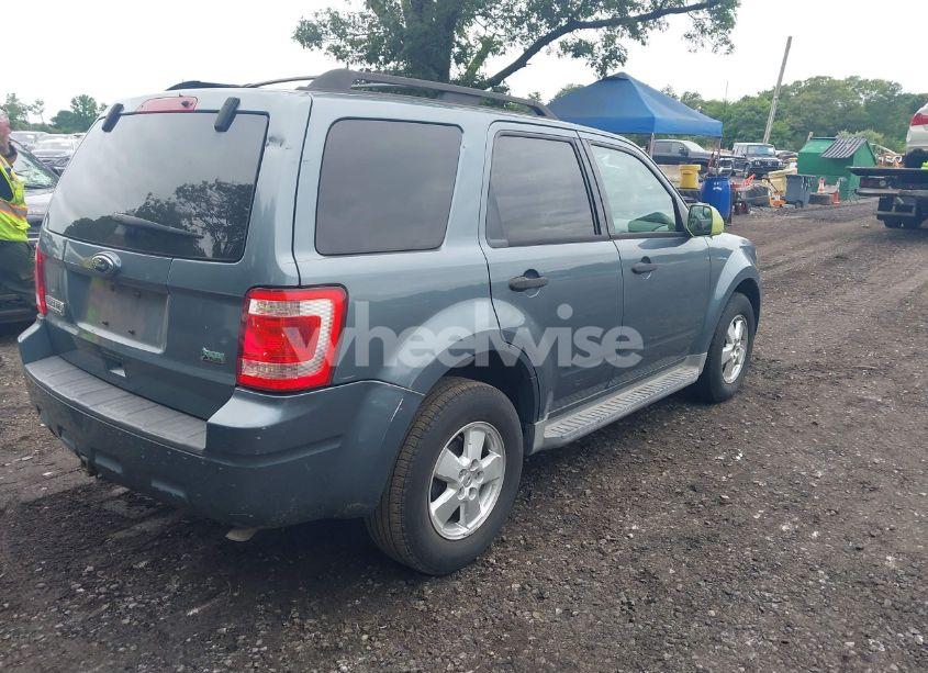 Photo 4 of 2010 Ford Escape XLT (VIN 1FMCU9DG4AKD05189)