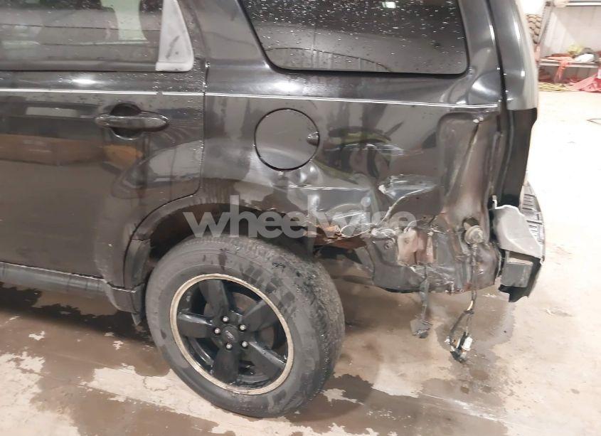 Photo 6 of 2011 Ford Escape XLT (VIN 1FMCU9DG4BKA32000)