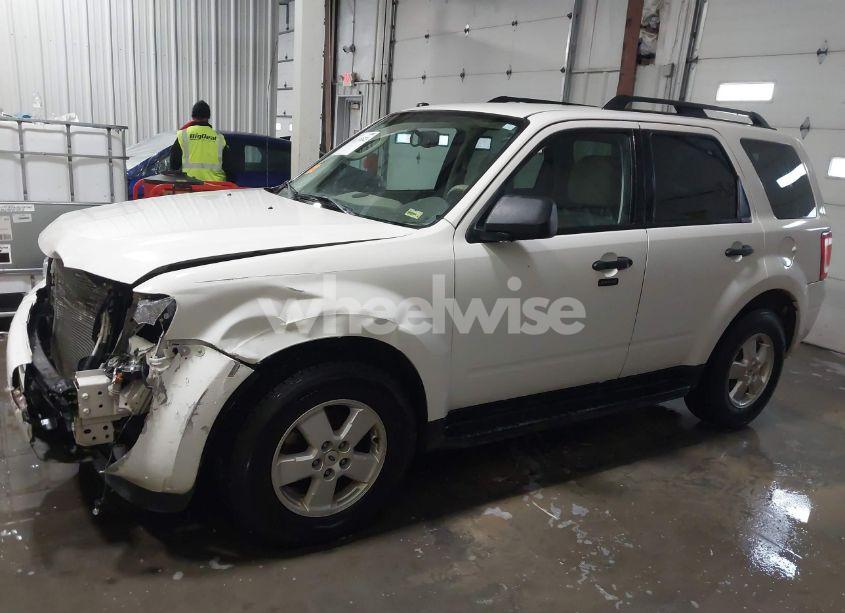 Photo 14 of 2011 Ford Escape XLT (VIN 1FMCU9DG4BKA86901)