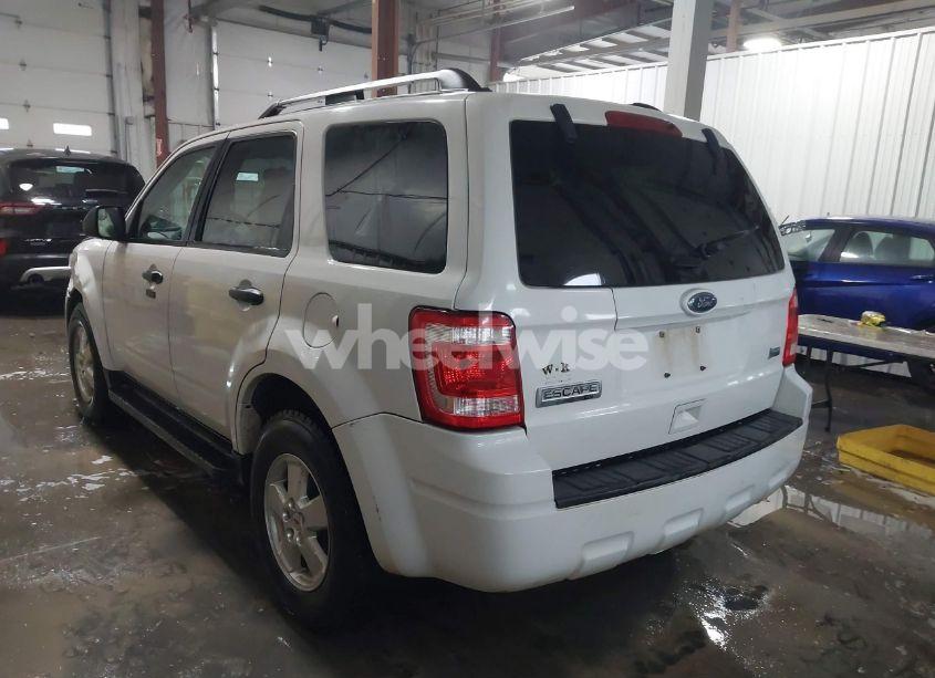 Photo 3 of 2011 Ford Escape XLT (VIN 1FMCU9DG4BKA86901)