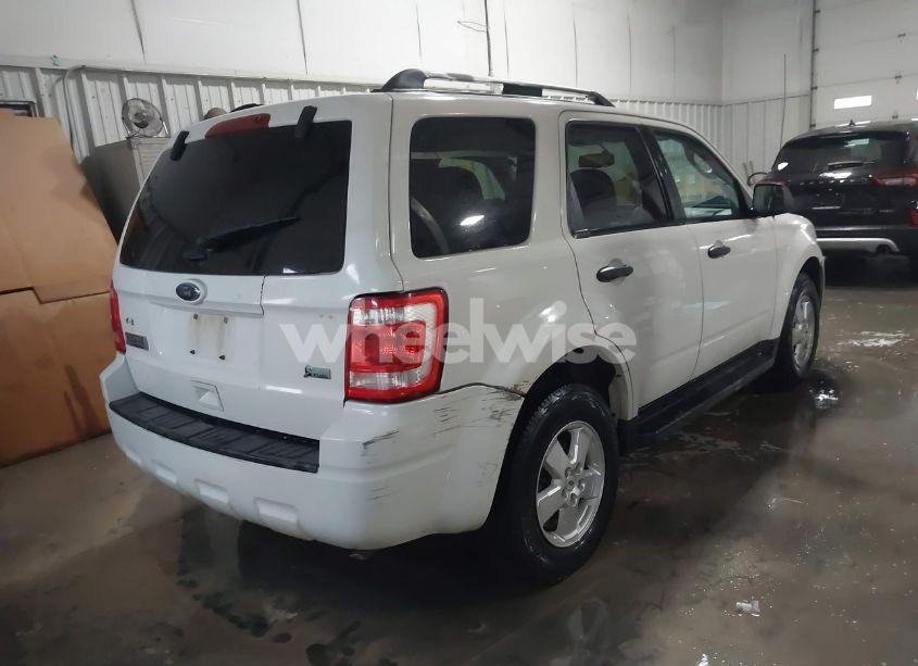 Photo 4 of 2011 Ford Escape XLT (VIN 1FMCU9DG4BKA86901)