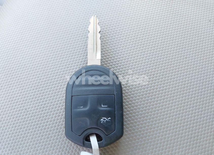 Photo 10 of 2011 Ford Escape XLT (VIN 1FMCU9DG4BKB17225)