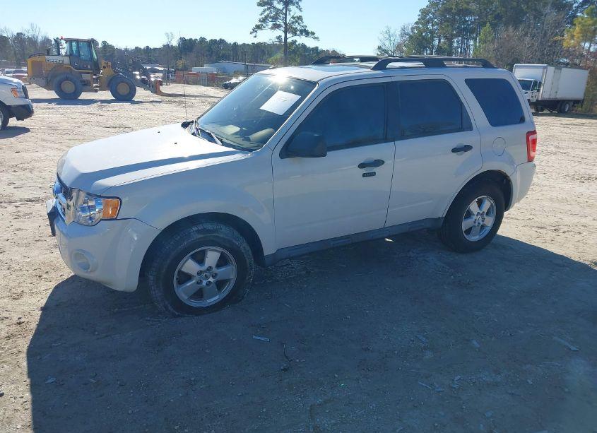 Photo 12 of 2011 Ford Escape XLT (VIN 1FMCU9DG4BKB17872)