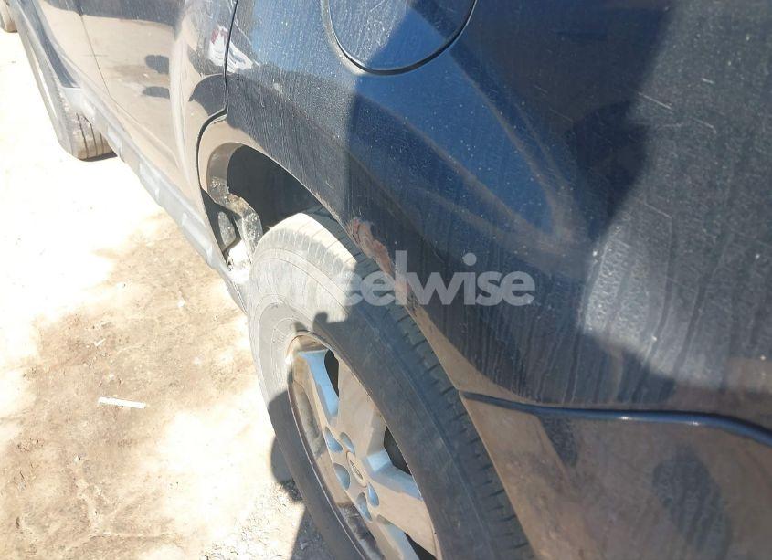 Photo 6 of 2011 Ford Escape XLT (VIN 1FMCU9DG4BKB35496)