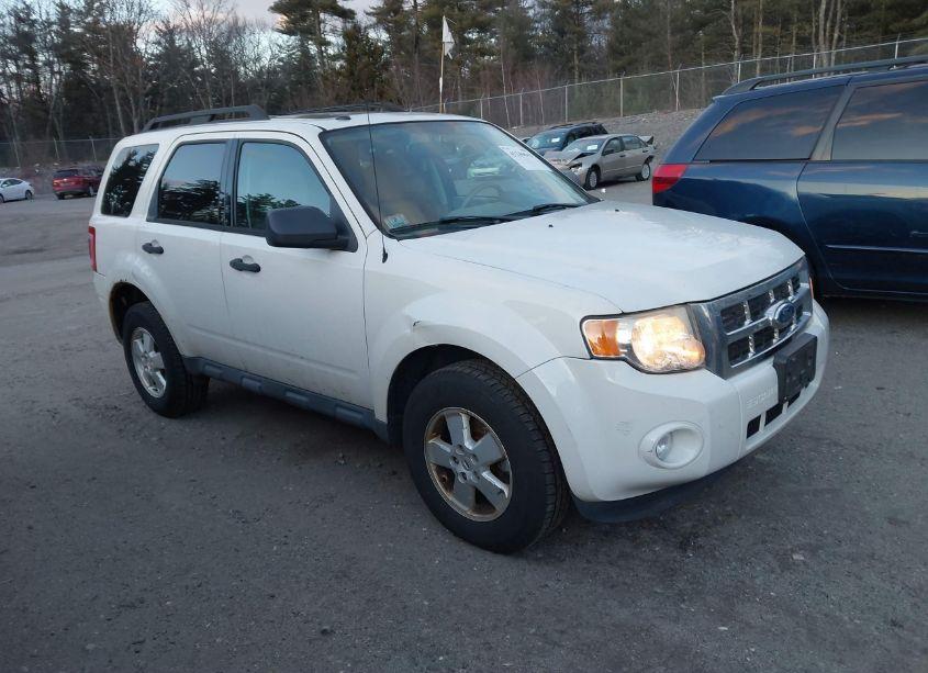 2012 Ford Escape XLT (VIN 1FMCU9DG4CKA12198) main photo