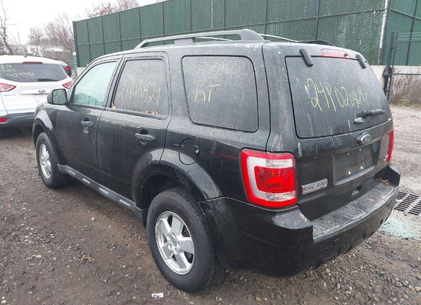 Photo 3 of 2012 Ford Escape XLT (VIN 1FMCU9DG4CKA92652)