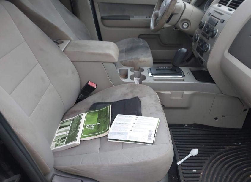 Photo 5 of 2012 Ford Escape XLT (VIN 1FMCU9DG4CKA92652)