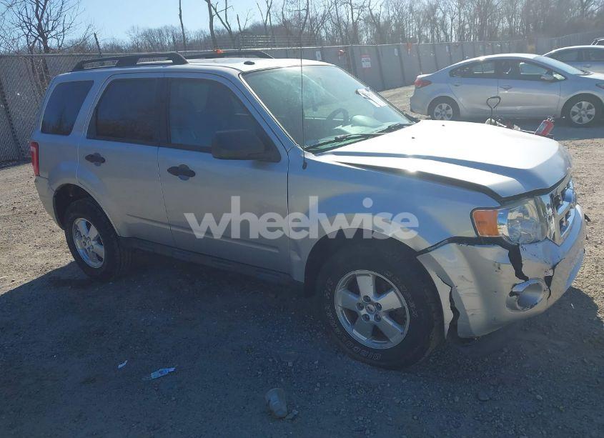 2012 Ford Escape XLT (VIN 1FMCU9DG4CKB51442) main photo