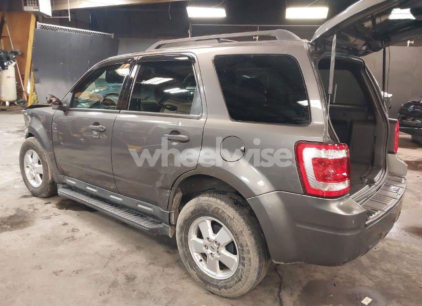 Photo 3 of 2012 Ford Escape XLT (VIN 1FMCU9DG4CKB98941)