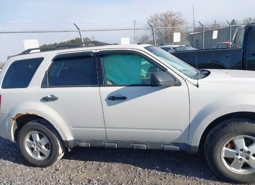 Photo 13 of 2012 Ford Escape XLT (VIN 1FMCU9DG4CKC69328)