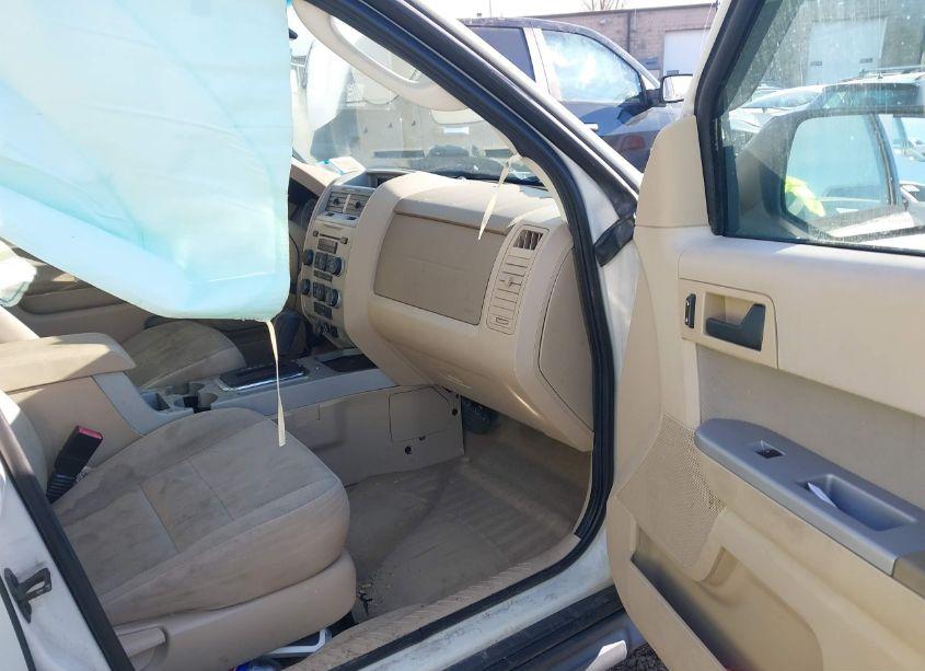 Photo 5 of 2012 Ford Escape XLT (VIN 1FMCU9DG4CKC69328)