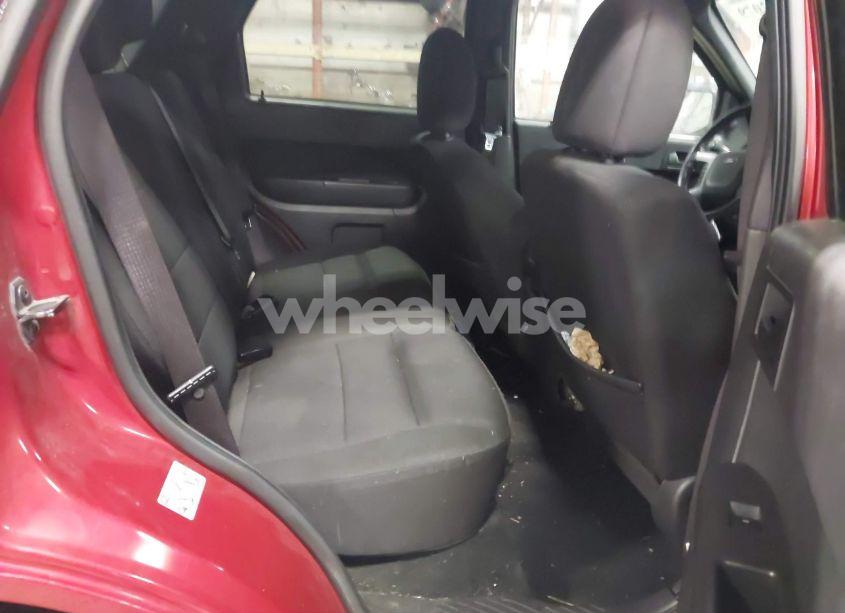 Photo 8 of 2010 Ford Escape XLT (VIN 1FMCU9DG5AKB78310)