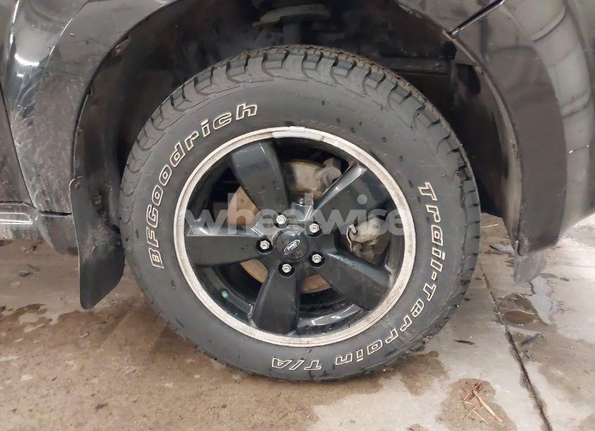 Photo 12 of 2010 Ford Escape XLT (VIN 1FMCU9DG5AKC58433)