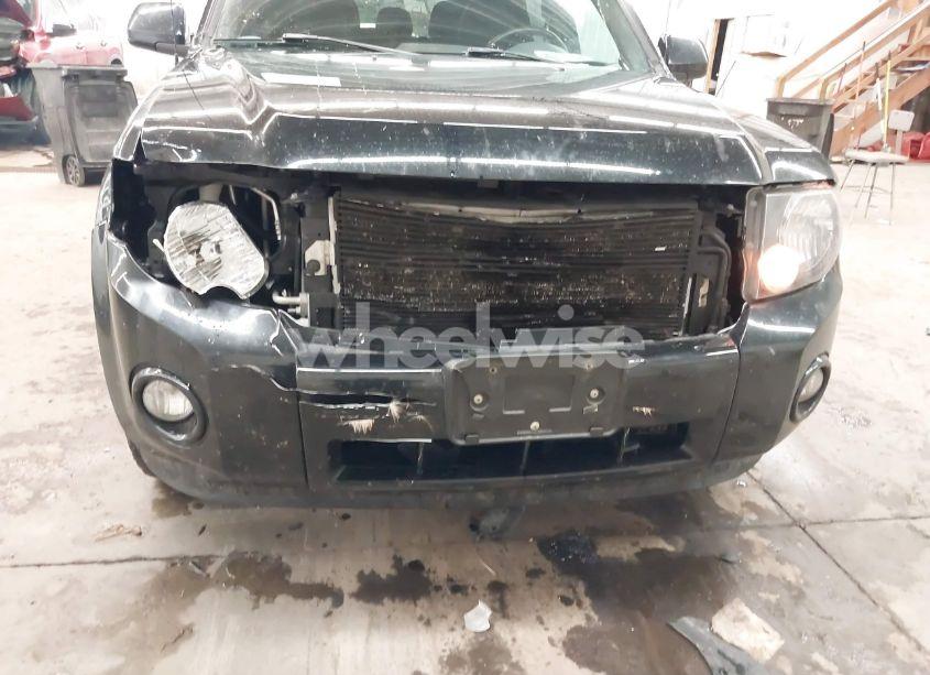 Photo 6 of 2010 Ford Escape XLT (VIN 1FMCU9DG5AKC58433)