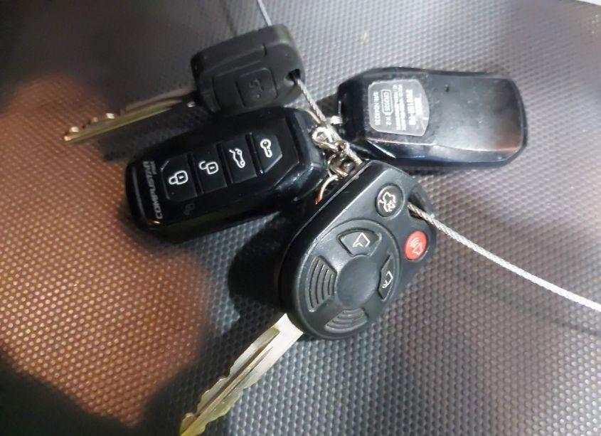 Photo 11 of 2010 Ford Escape XLT (VIN 1FMCU9DG5AKC67861)