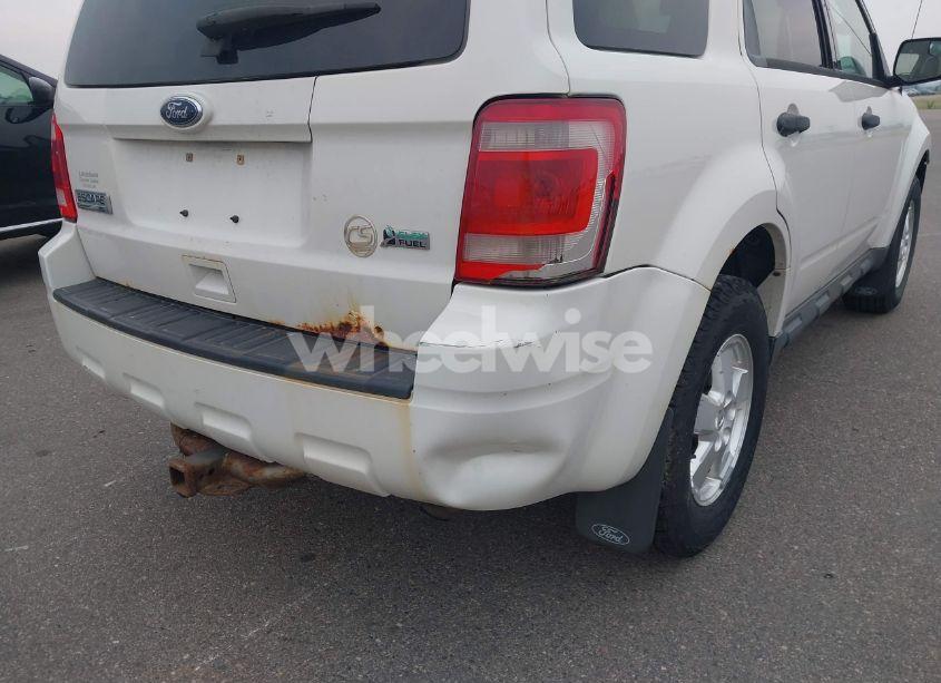 Photo 13 of 2010 Ford Escape XLT (VIN 1FMCU9DG5AKD33051)