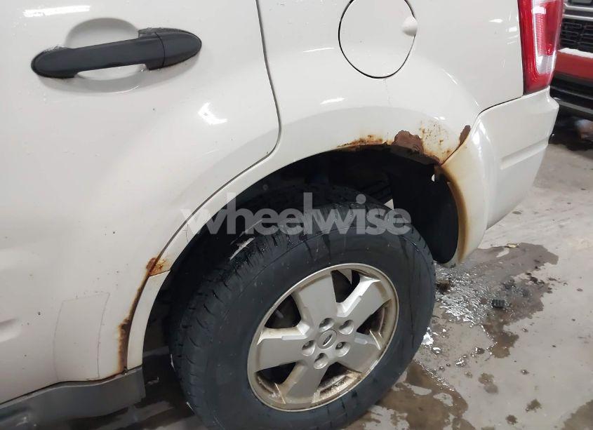 Photo 6 of 2011 Ford Escape XLT AUTOMATIC (VIN 1FMCU9DG5BKB94170)