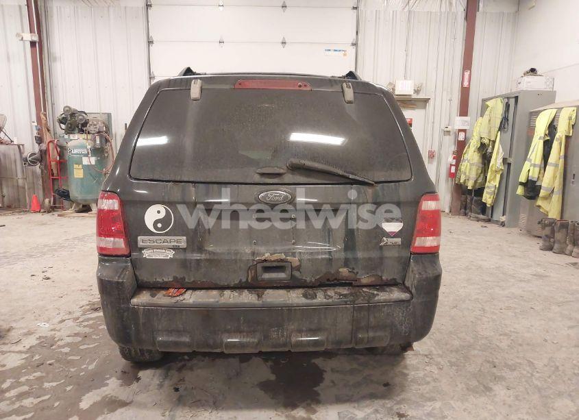 Photo 16 of 2011 Ford Escape XLT AUTOMATIC (VIN 1FMCU9DG5BKC33338)