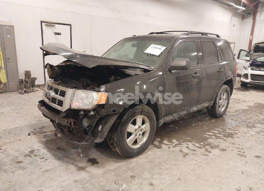 Photo 2 of 2011 Ford Escape XLT AUTOMATIC (VIN 1FMCU9DG5BKC33338)
