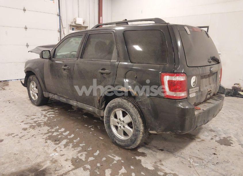 Photo 3 of 2011 Ford Escape XLT AUTOMATIC (VIN 1FMCU9DG5BKC33338)