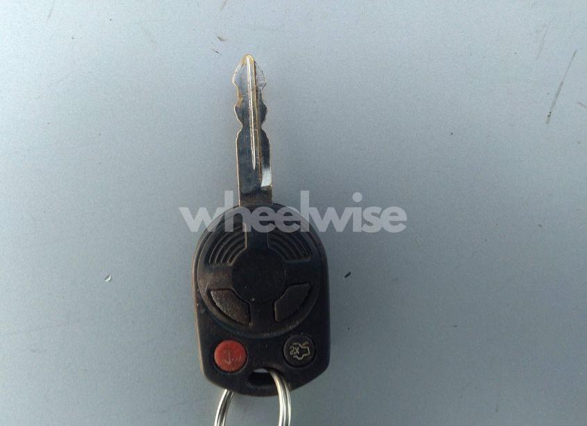 Photo 11 of 2011 Ford Escape XLT (VIN 1FMCU9DG5BKC64153)