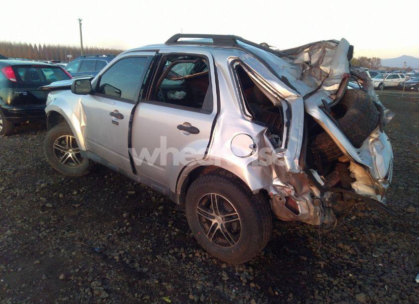 Photo 3 of 2011 Ford Escape XLT (VIN 1FMCU9DG5BKC64153)