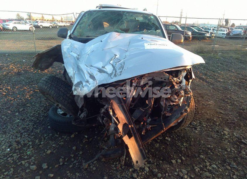 Photo 6 of 2011 Ford Escape XLT (VIN 1FMCU9DG5BKC64153)