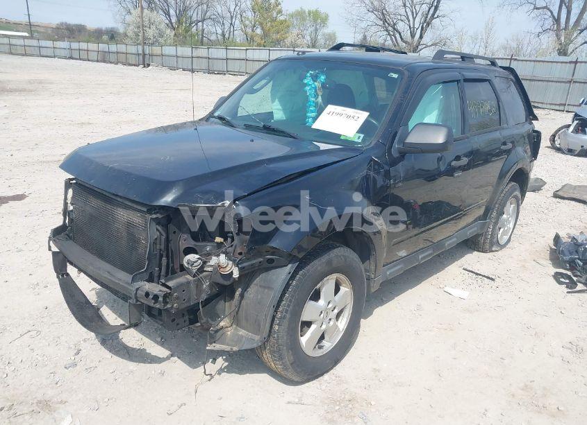 Photo 2 of 2012 Ford Escape XLT (VIN 1FMCU9DG5CKC24530)