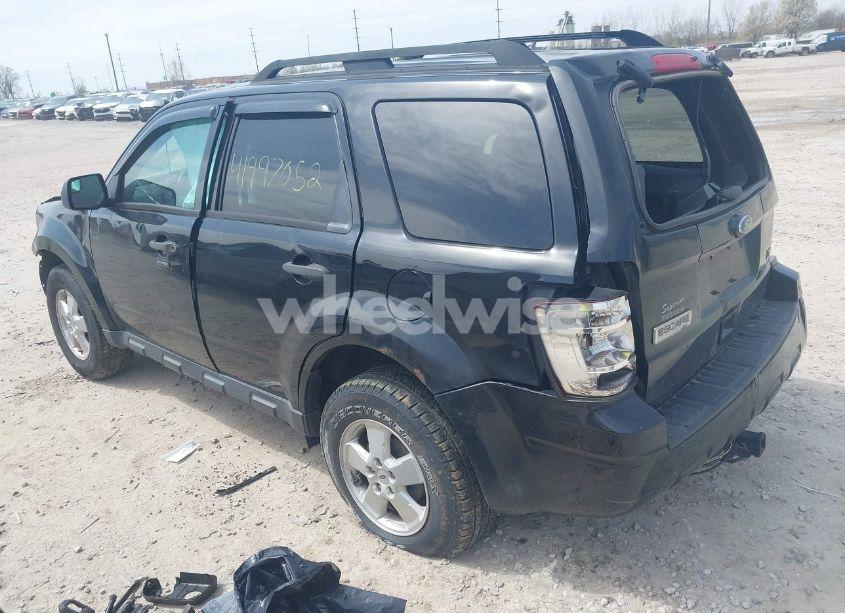 Photo 3 of 2012 Ford Escape XLT (VIN 1FMCU9DG5CKC24530)